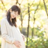アデノバイタルは妊娠中や授乳中でも使える？危険な育毛剤とは…？